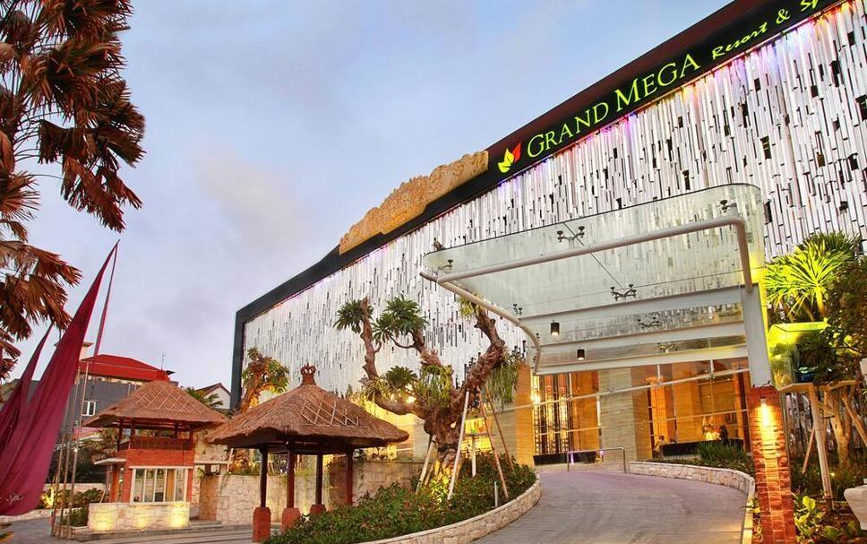 Hotel Grand Mega Resort&spa Bali 4*